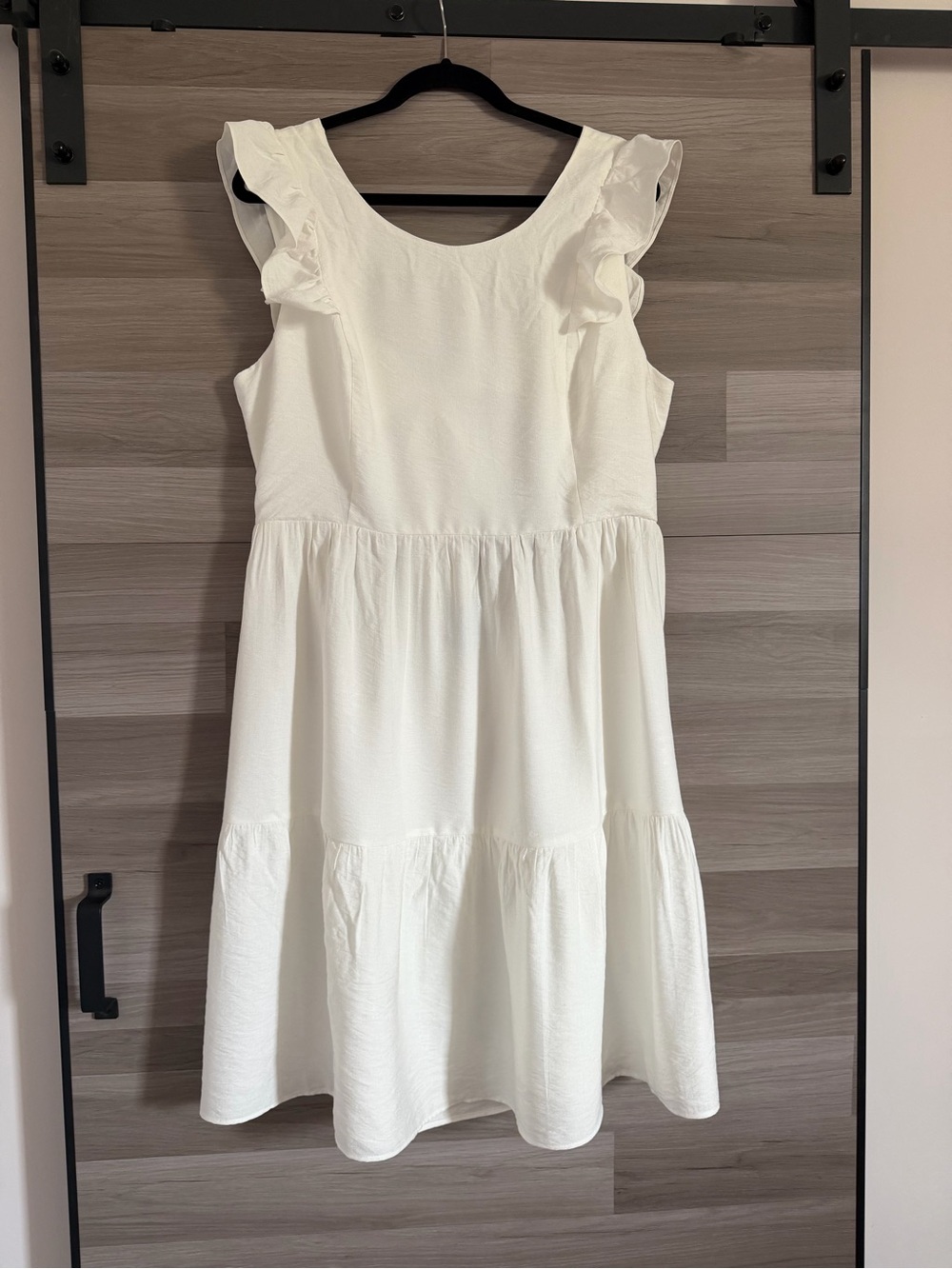 CeCe White Ruffle Sleeve Tiered Tie-Back Dress Size XL